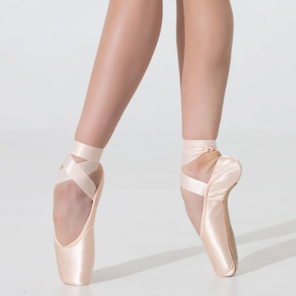 NWT Nikolay Nova Flex Pointe Shoes 7 XXXX M